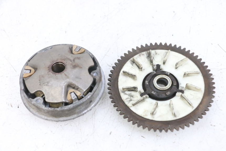 photo de VARIADOR PEUGEOT KISBEE 4T 50 (2010 - 2017) - Detalhe da peça