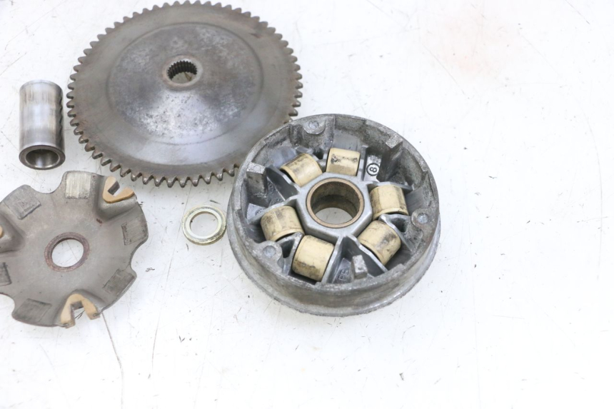 photo de VARIADOR PEUGEOT KISBEE 4T 50 (2010 - 2017) - Zoom do estado de desgaste
