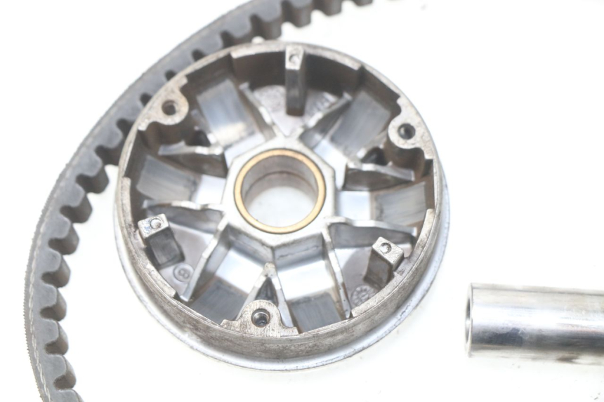 photo de VARIADOR PEUGEOT LUDIX 50 (2008 - 2017) - Pontos de fixação