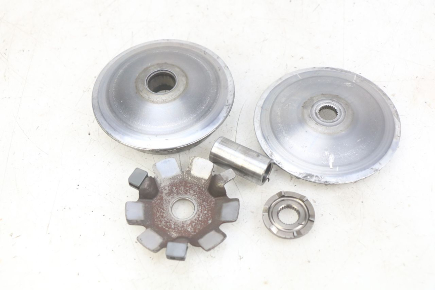photo de VARIADOR SYM MIO 50 (2011 - 2017) - Pontos de fixação