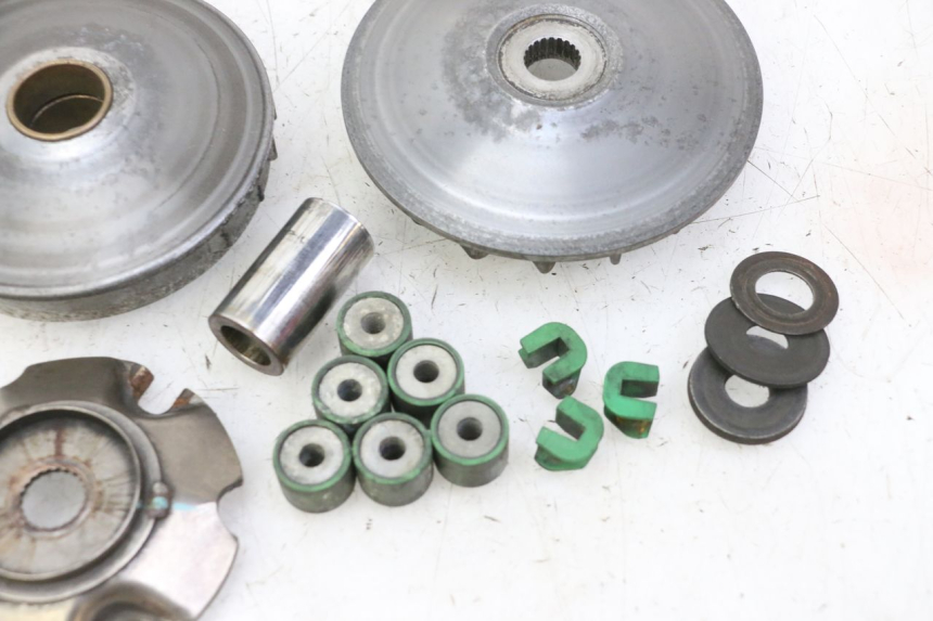 photo de VARIADOR PIAGGIO MP3 RL 250 (2006 - 2010) - Pontos de fixação