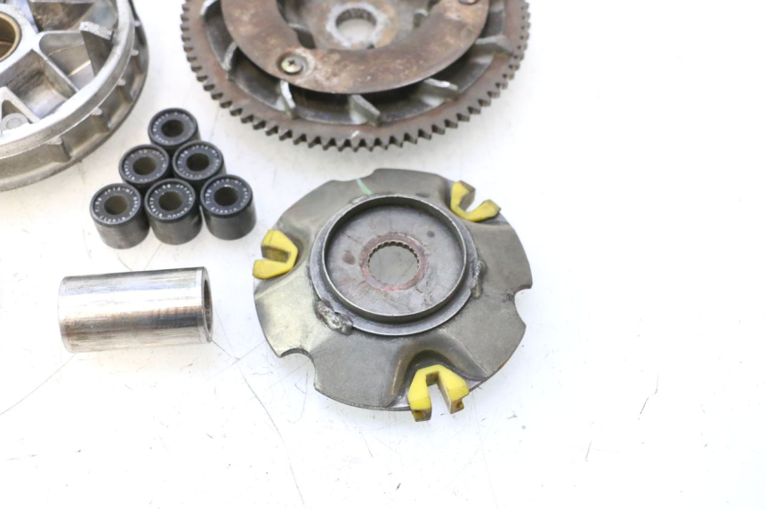 photo de VARIADOR PIAGGIO MP3 125 (2006 - 2014) - Detalhes característicos