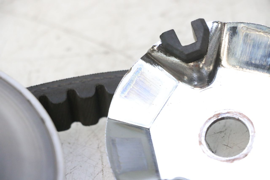 photo de VARIADOR KYMCO LIKE 4T 50 (2019 - 2025) - Pontos de fixação