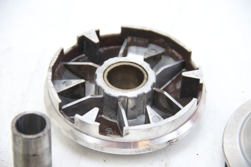 photo de VARIADOR TNT MOTOR OTTO 2T 50 (2012 - 2018) - Outro ângulo de visão