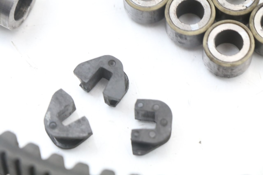 photo de VARIADOR HONDA PCX (JF47) 125 (2012 - 2013) - Pontos de fixação