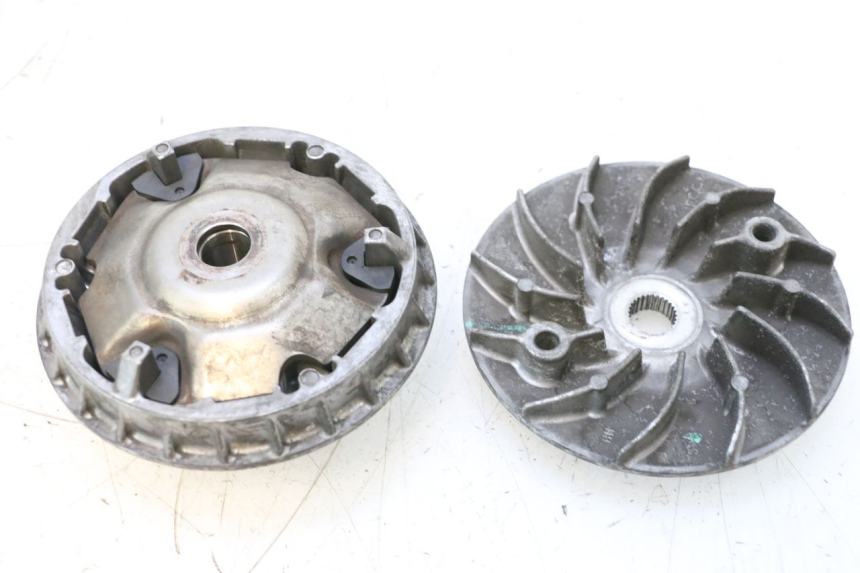 photo de VARIADOR HONDA PCX (JF57/JF64) 125 (2014 - 2018) - Zoom do estado de desgaste