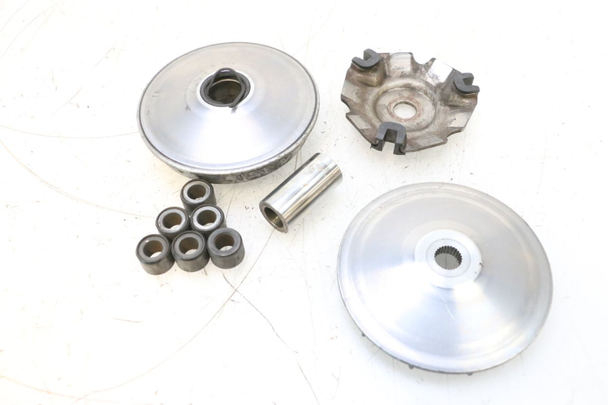 photo de VARIADOR HONDA PCX (JF57/JF64) 125 (2014 - 2018) - Outro ângulo de visão