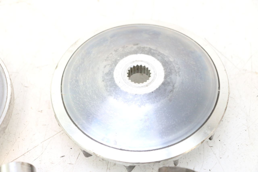 photo de VARIADOR YIYING RETRO 125 (2008 - 2018) - Pontos de fixação