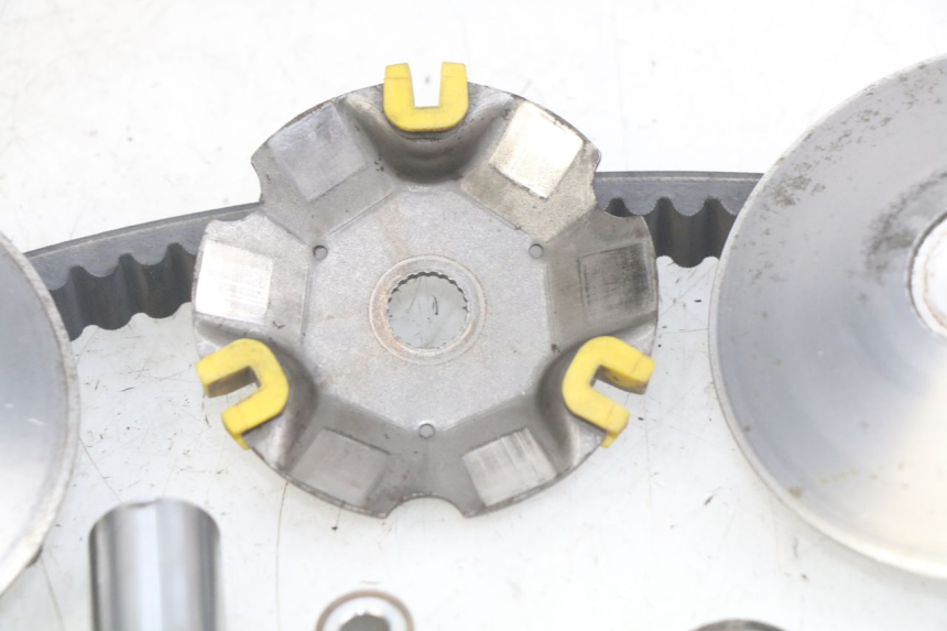 photo de VARIADOR APRILIA SCARABEO LIGHT 125 (2007 - 2011) - Ampliação técnica