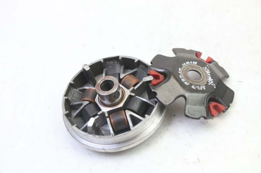 photo de VARIADOR PEUGEOT SPEEDFIGHT 3 AIR 50 (2009 - 2015) - Zoom do estado de desgaste