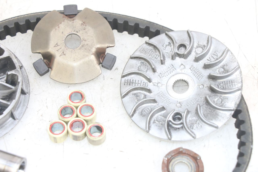 photo de VARIADOR PEUGEOT TWEET 4T 50 (2014 - 2019) - Pontos de fixação