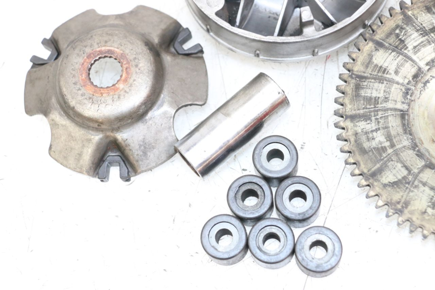 photo de VARIADOR PIAGGIO TYPHOON 50 (2000 - 2009) - Pontos de fixação