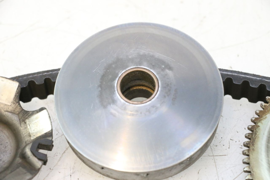 photo de VARIADOR PIAGGIO TYPHOON 50 (2000 - 2009) - Pontos de fixação