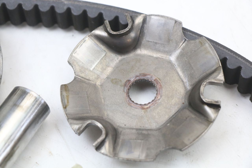 photo de VARIADOR PIAGGIO VESPA LX 125 (2005 - 2010) - Pontos de fixação
