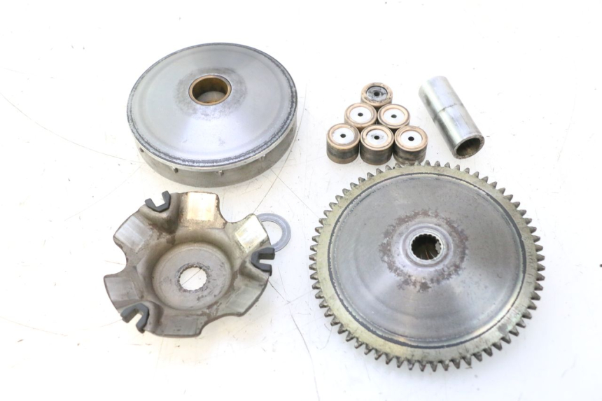 photo de VARIADOR PIAGGIO VESPA S 2T 50 (2007 - 2014) - Pontos de fixação