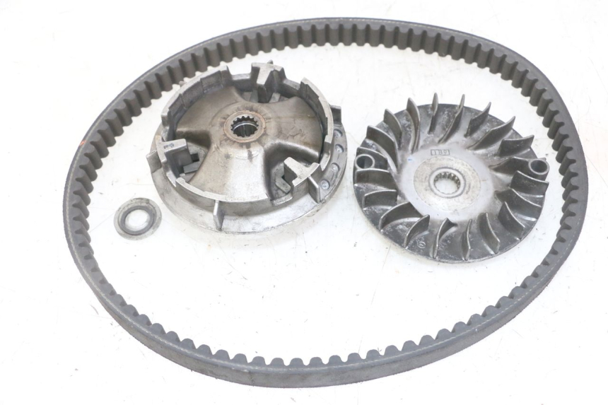 photo de VARIADOR YAMAHA XMAX X-MAX 125 (2006 - 2009) - Detalhe da peça