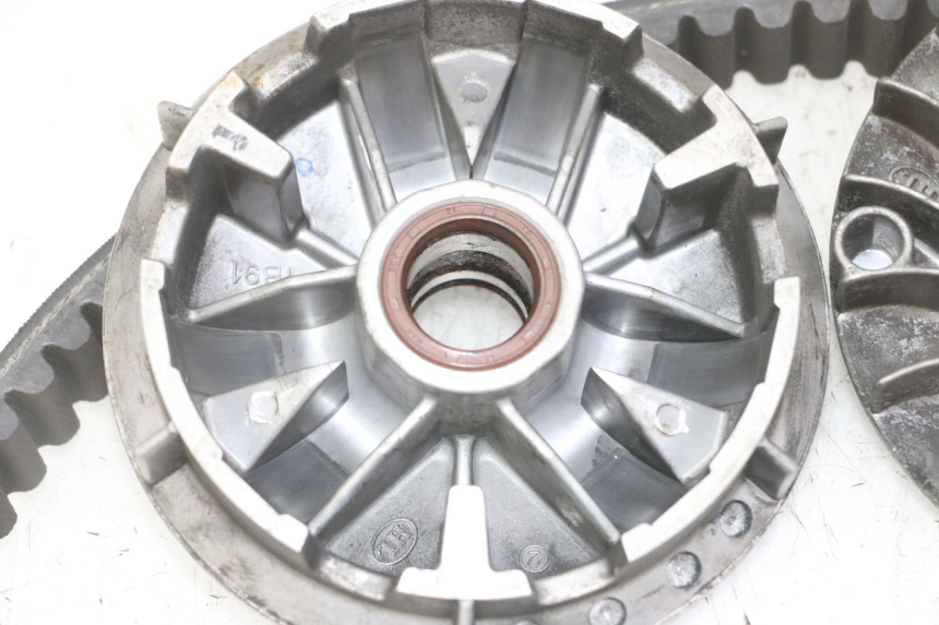 photo de VARIADOR YAMAHA XMAX X-MAX 125 (2006 - 2009) - Detalhes característicos