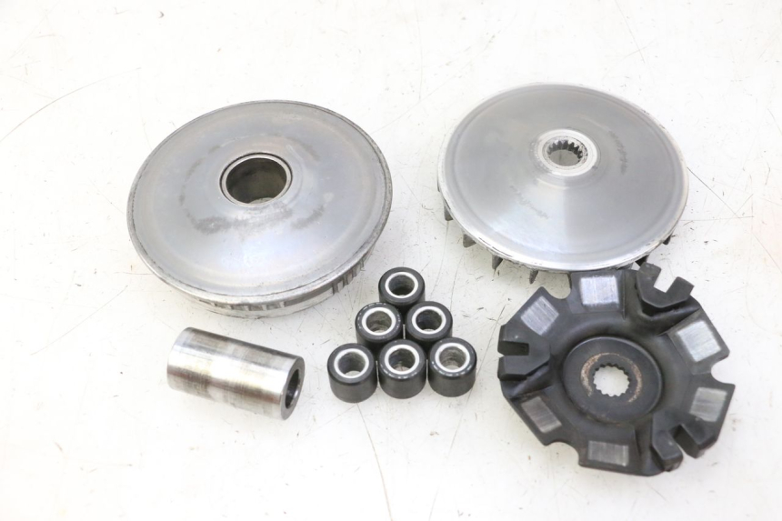 photo de VARIADOR YAMAHA X-MAX XMAX 125 (2010 - 2013) - Outro ângulo de visão