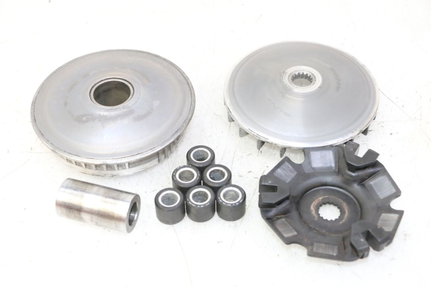 photo de VARIADOR YAMAHA X-MAX XMAX 125 (2010 - 2013) - Pontos de fixação