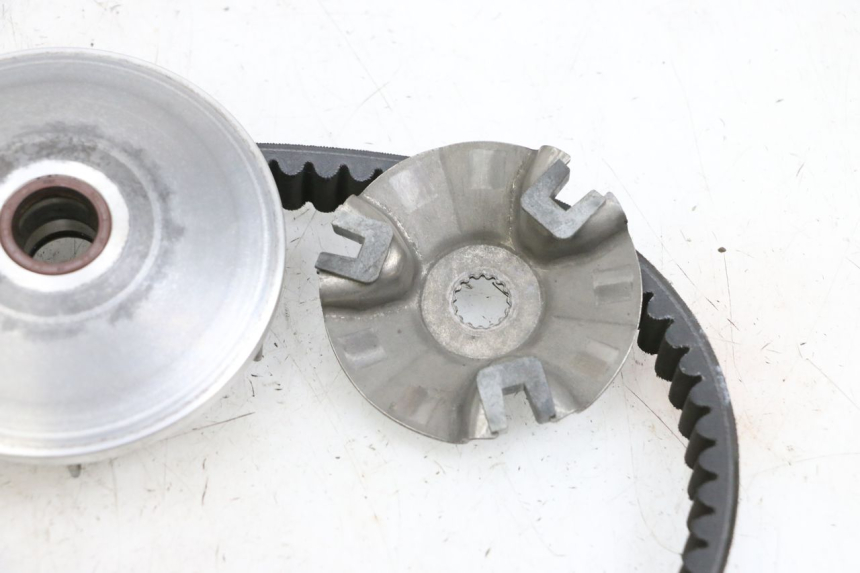 photo de VARIADOR YAMAHA XMAX X-MAX 125 (2006 - 2009) - Pontos de fixação