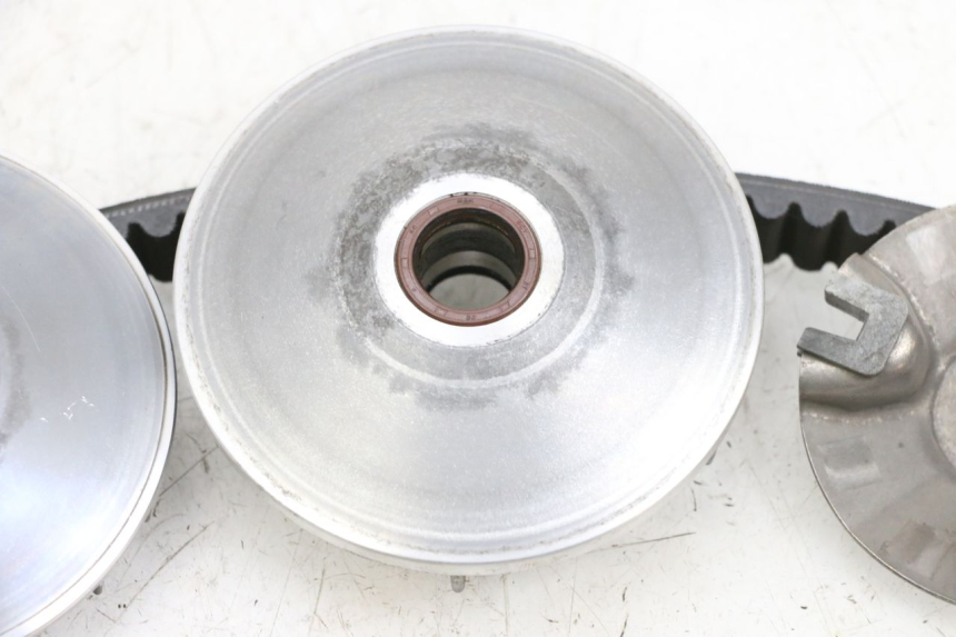photo de VARIADOR YAMAHA XMAX X-MAX 125 (2006 - 2009) - Estado da superfície