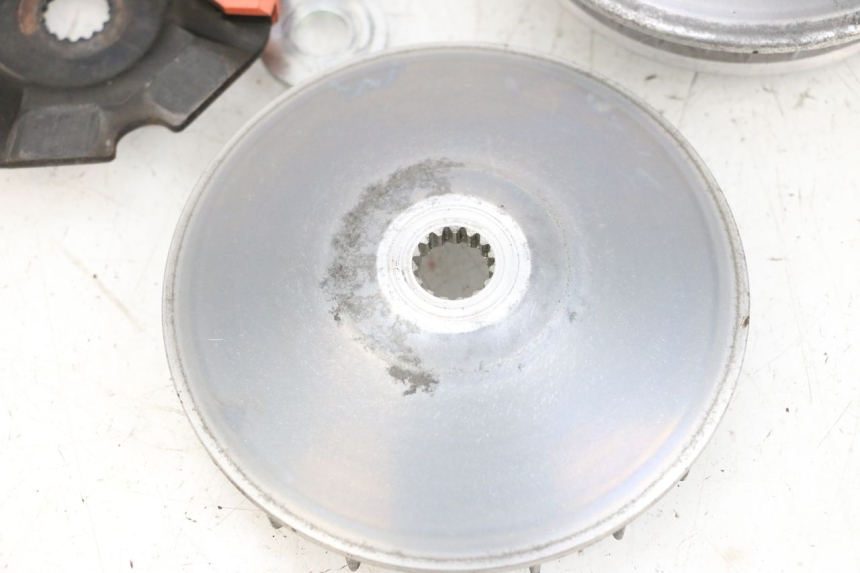 photo de VARIADOR YAMAHA X-MAX XMAX 125 (2010 - 2013) - Outro ângulo de visão