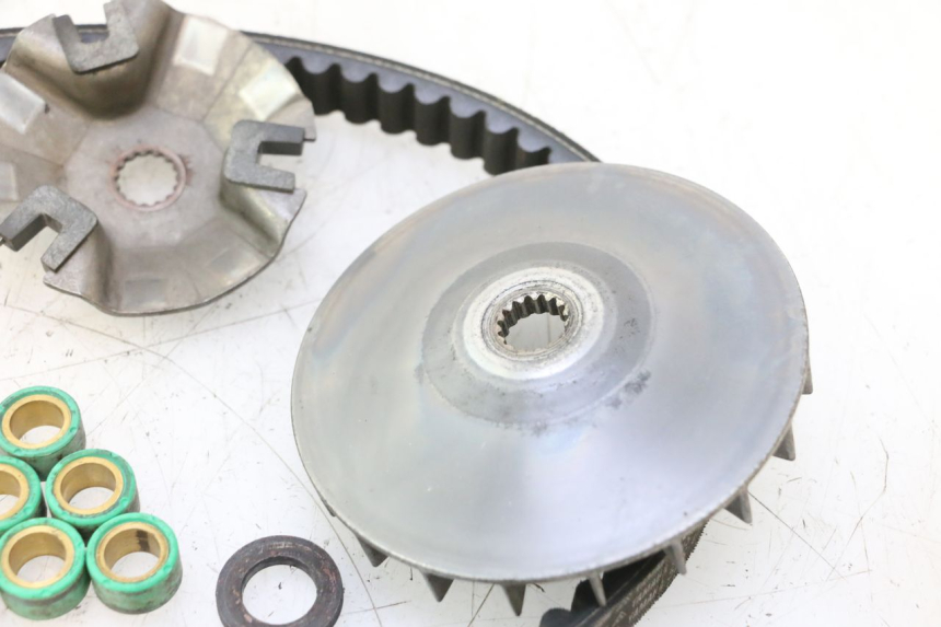 photo de VARIADOR YAMAHA YP MAJESTY 125 (2007 - 2010) - Pontos de fixação