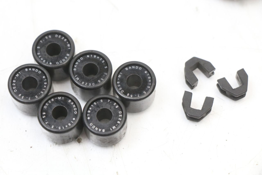 photo de VARIADOR PIAGGIO ZIP 2T 50 (2009 - 2019) - Pontos de fixação