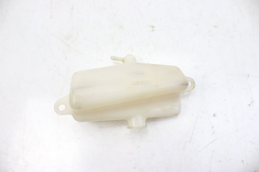 photo de VASO DE EXPANSÃO HONDA FES S-WING SWING ABS 125 (2007 - 2015) - Zoom do estado de desgaste