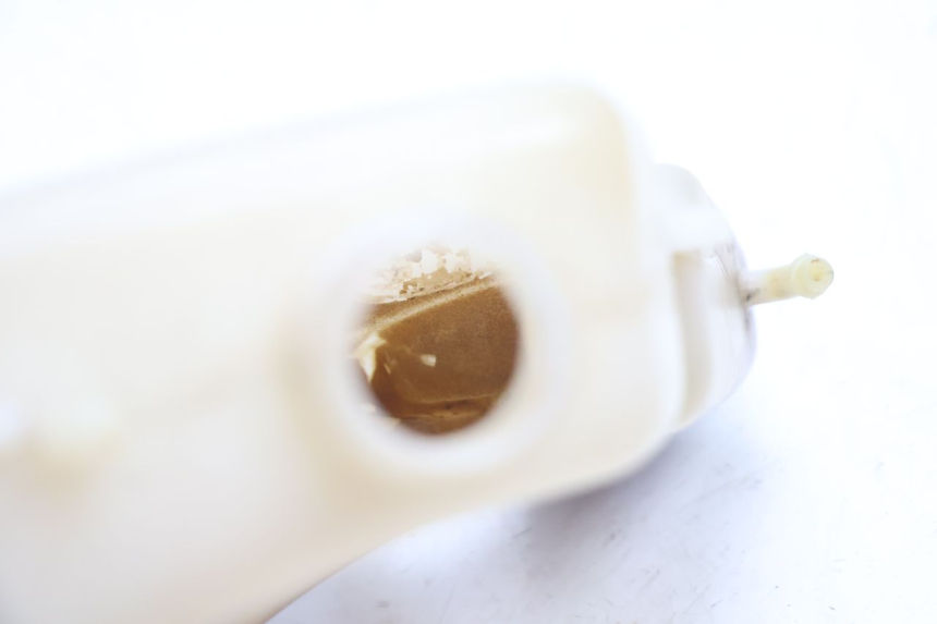 photo de VASO DE EXPANSÃO KAWASAKI GPX F ZX750F 750 (1986 - 1990) - Outro ângulo de visão