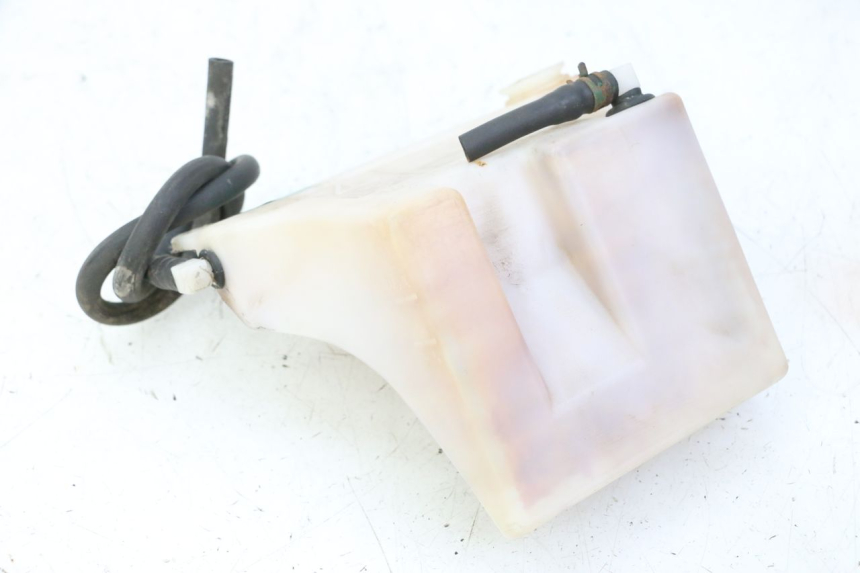 photo de VASO DE EXPANSÃO TRIUMPH SPRINT 900 (1995 - 1998) - Pontos de fixação