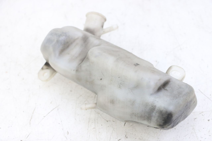 photo de VASO DE EXPANSÃO YAMAHA FZS FAZER 600 (2001 - 2003) - Outro ângulo de visão
