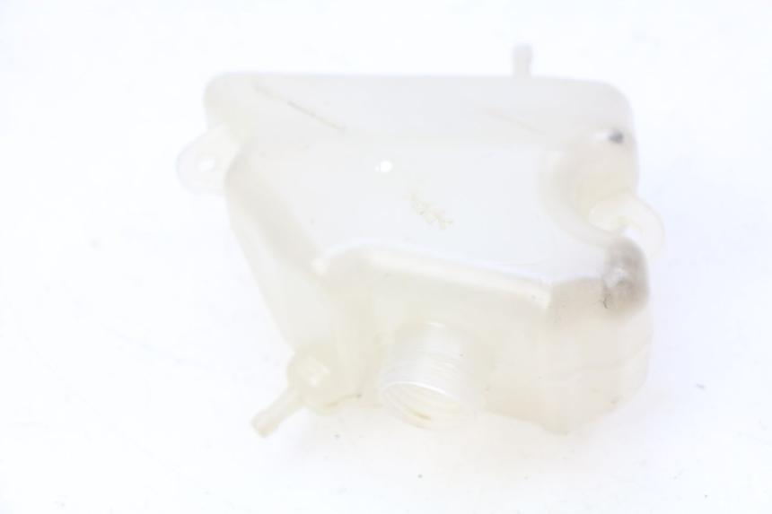 photo de VASO DE EXPANSÃO KAWASAKI Z 650 (2016 - 2019) - Zoom do estado de desgaste