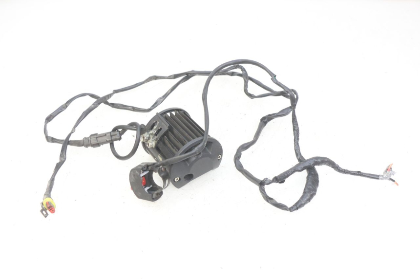 photo de Luz de posição HONDA CB R 1000 (2018 - 2023) - Detalhe da peça