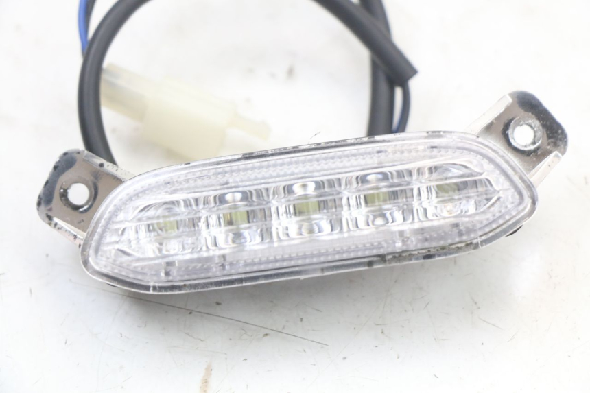 photo de Luz de posição WAYSCRAL E-START 1 (2018 - 2022) - Zoom do estado de desgaste