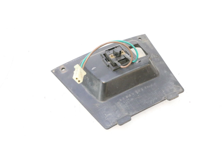 photo de LUZ DE POSIÇÃO SYM GTS EVO 125 (2009 - 2013) - Outro ângulo de visão
