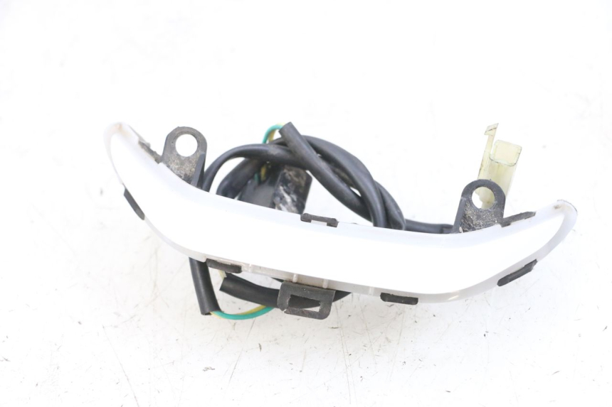 photo de Luz de posição PEUGEOT KISBEE 4T 50 (2018 - 2022) - Vista principal