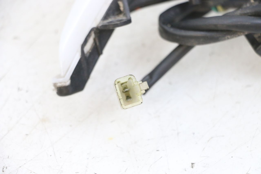 photo de Luz de posição PEUGEOT KISBEE 4T 50 (2018 - 2022) - Detalhe da peça