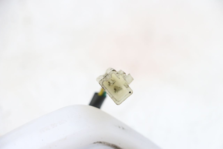 photo de Luz de posição PEUGEOT KISBEE 4T 50 (2018 - 2022) - Outro ângulo de visão