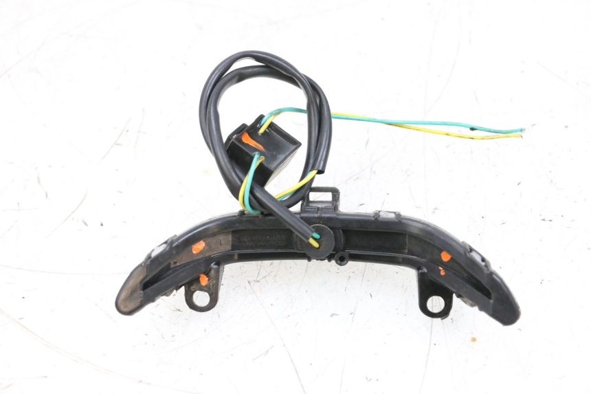 photo de Luz de posição PEUGEOT KISBEE 4T 50 (2018 - 2022) - Outro ângulo de visão