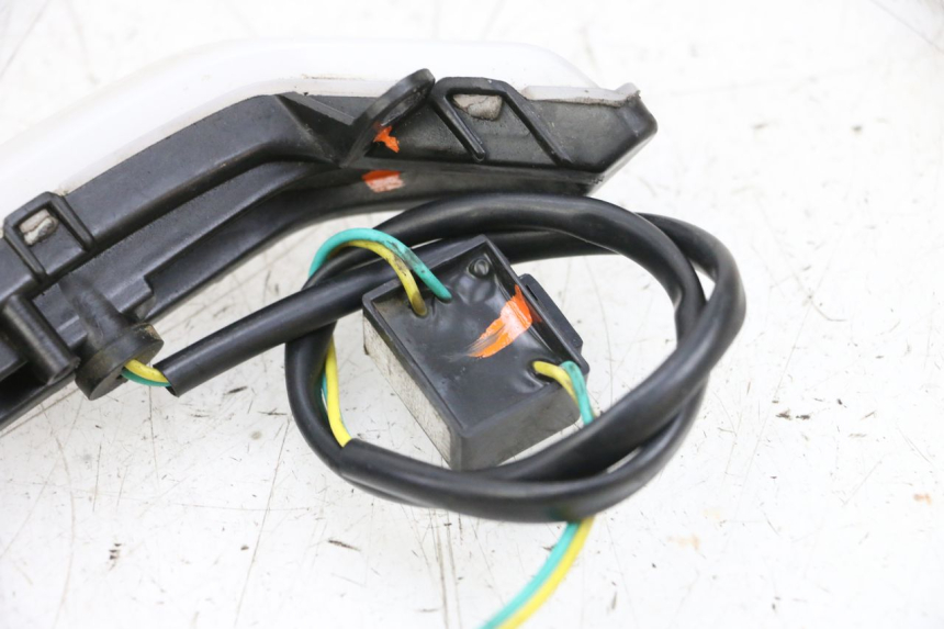 photo de Luz de posição PEUGEOT KISBEE 4T 50 (2018 - 2022) - Ampliação técnica