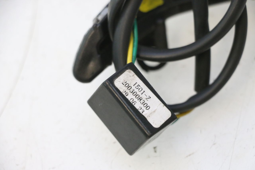 photo de LUZ DE POSIÇÃO PEUGEOT KISBEE 4T 50 (2023 - 2026) - Zoom do estado de desgaste