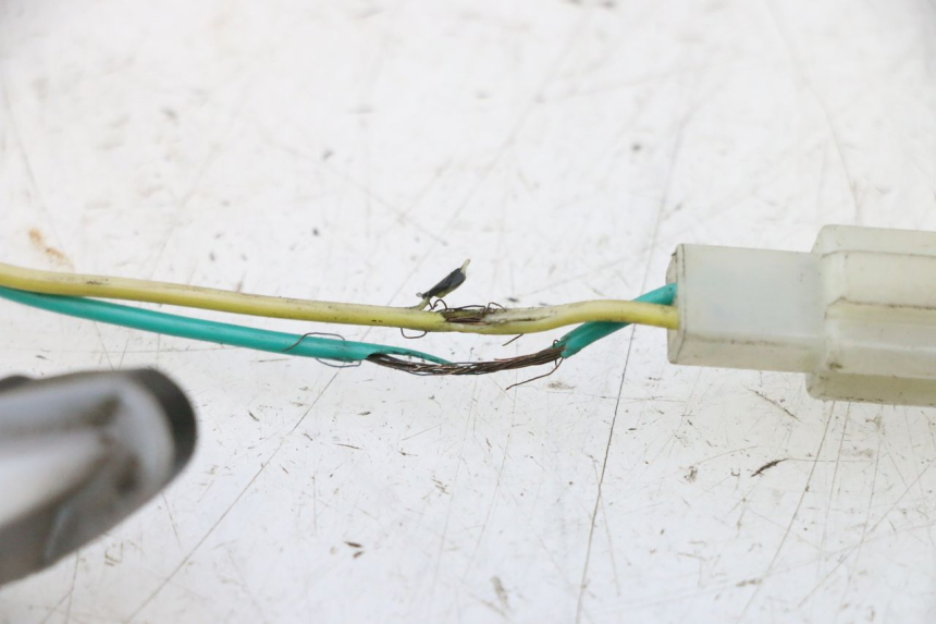 photo de Luz de posição PEUGEOT KISBEE 4T 50 (2018 - 2022) - Peça verificada