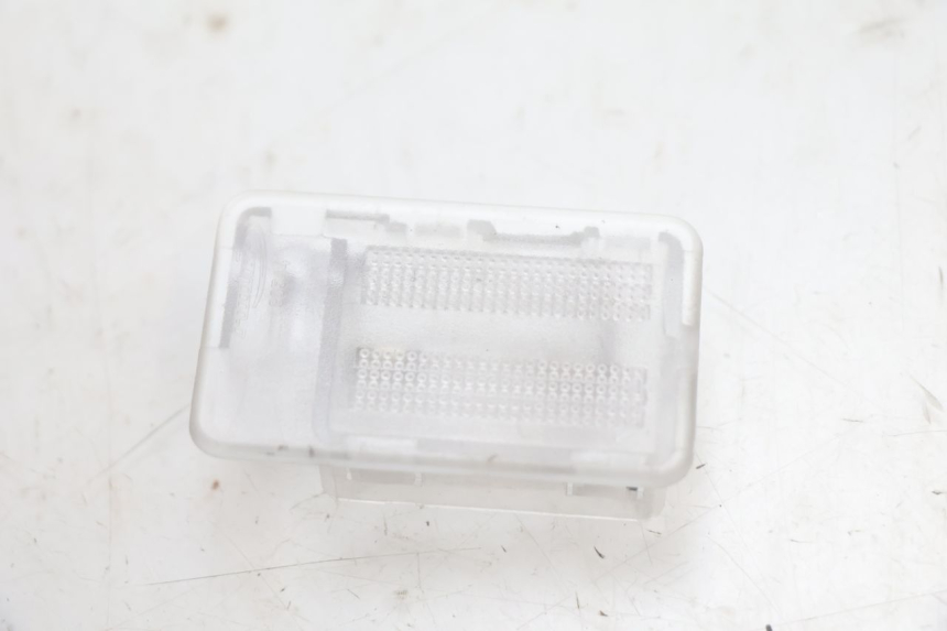 photo de LUZ DE POSIÇÃO PIAGGIO MP3 HPE 530 (2022 - 2026) - Detalhe da peça