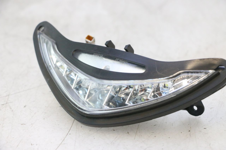 photo de Luz de posição PIAGGIO MP3 500 (2016 - 2018) - Estado da superfície