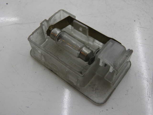 photo de Luz de posição PIAGGIO BEVERLY 125 (1998 - 2005) - Detalhe da peça