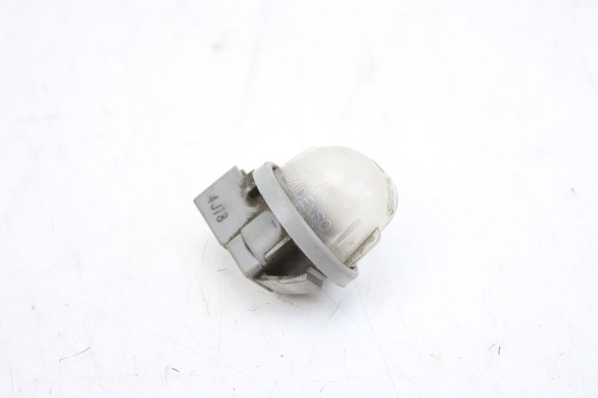 photo de Luz de presença SUZUKI UH BURGMAN 125 (2002 - 2006) - Zoom do estado de desgaste