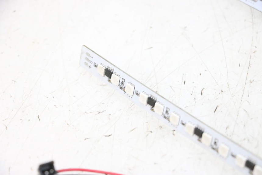photo de Luz de posição DUALTRON VICTOR LIMITED 1 - Vista do produto