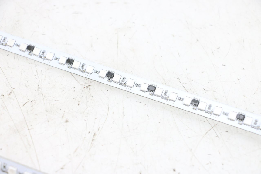 photo de Luz de posição DUALTRON VICTOR LIMITED 1 - Peça verificada