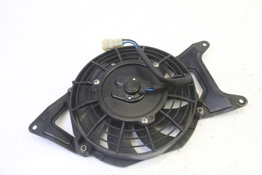 photo de VENTILADOR QUADRO 4 4D 350 (2015 - 2018) - Zoom do estado de desgaste